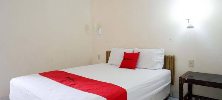 红多兹酒店-近巴都拉登洛卡维萨塔2号(RedDoorz Near Lokawisata Baturaden 2)图片