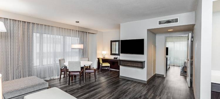 休斯顿能源走廊希尔顿安泊酒店(Embassy Suites by Hilton Houston Energy Corridor)图片