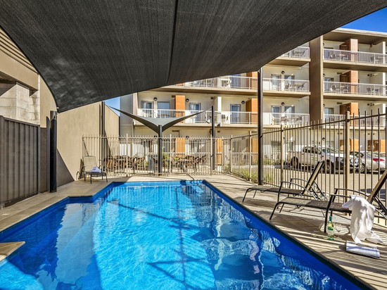 米尔迪拉探索旅馆