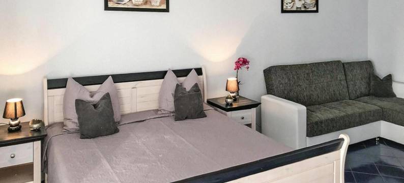 带露台的美丽度假屋(Schönes Ferienhaus Mit Terrasse)图片