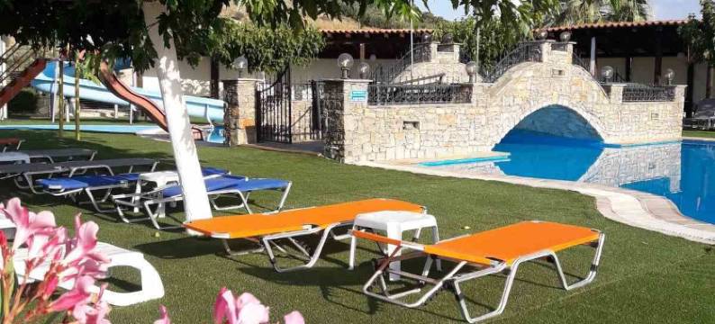 宙斯传统住宅(Zeus Traditional House)图片