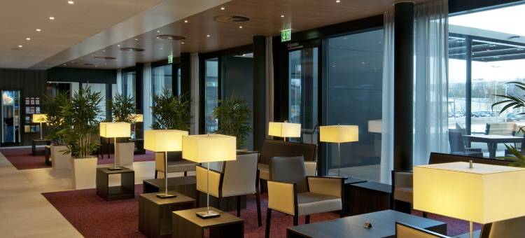 Holiday Inn Express 苏黎世机场智选假日酒店(Holiday Inn Express ZÜRICH Airport)图片