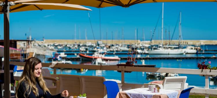 卡拉码头酒店(Hotel Cala Marina)图片