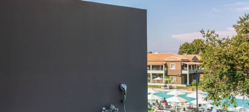 阿查拉维海滩酒店(Acharavi Beach Hotel)图片