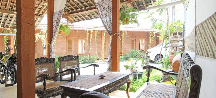 红多兹伊斯兰酒店-近马格朗阿克米尔(RedDoorz Syariah Near Akmil Magelang)图片