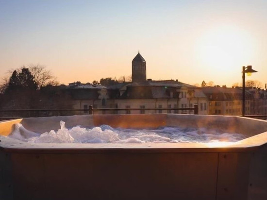 斯洛茨帕肯凯隆精选酒店