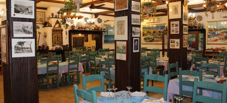 滨海塔露营村庄华丽露营酒店(Villaggio Camping Torre Del Porticciolo)图片