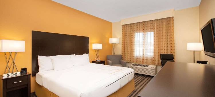 林肯拉昆塔温德姆酒店(La Quinta Inn by Wyndham Lincoln)图片