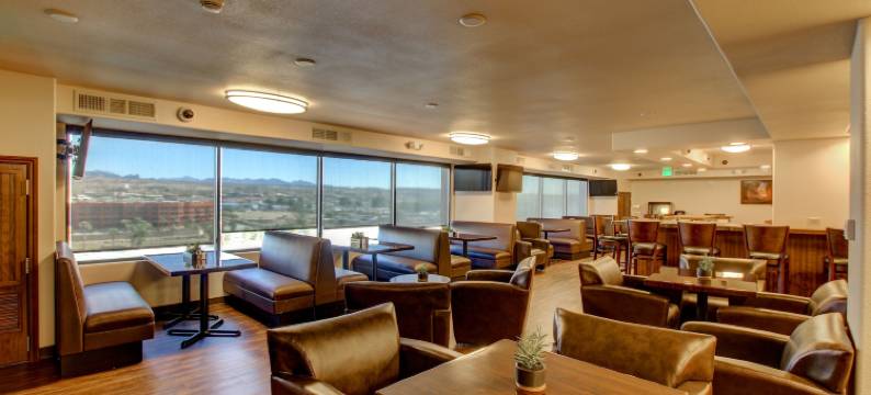 拉芙琳河流小屋(Laughlin River Lodge)图片