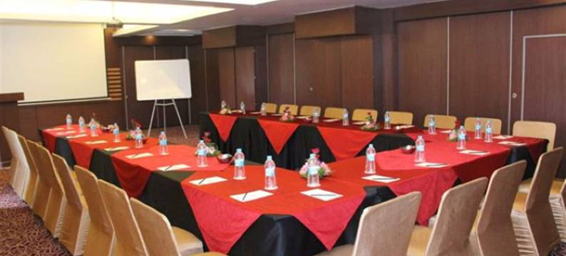 皇家兰花金色套房酒店(Royal Orchid Golden Suites Pune)图片