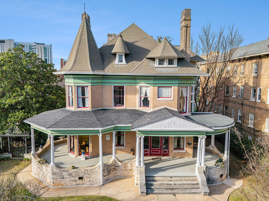 哈辛格丹尼尔斯宾馆