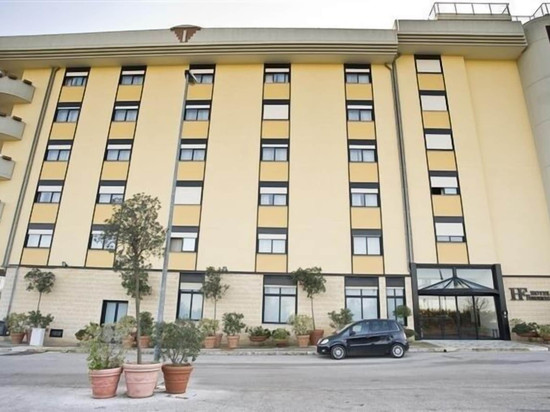 费德雷西安诺酒店