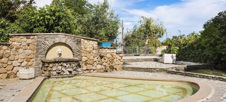 雷纳克里斯蒂娜全球住宿(Globales Reina Cristina)图片