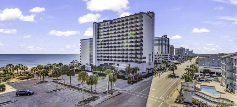 Breathtaking Ocean Views and Relaxing Balcony - Elegant Coastal Escape图片