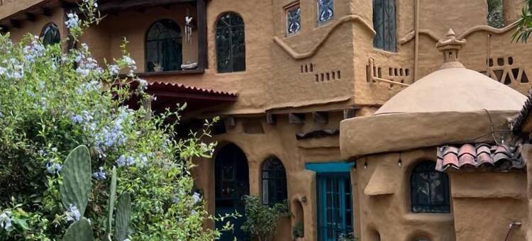 高迪之家(Casa Gaudí)图片