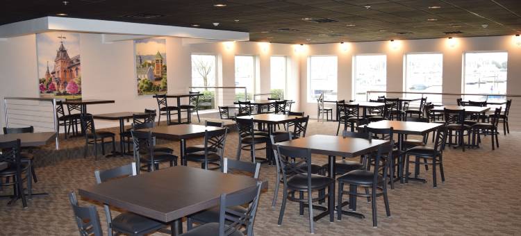 布里其普安特海滨酒店(BridgePointe Hotel & Marina)图片