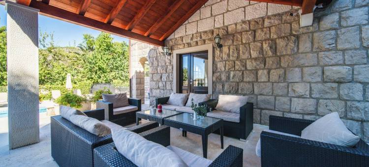 法兰琳卡别墅酒店(Villa Franica)图片