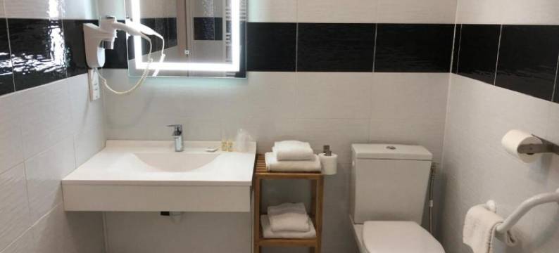 悬崖餐厅酒店(Hôtel Restaurant les Falaises)图片