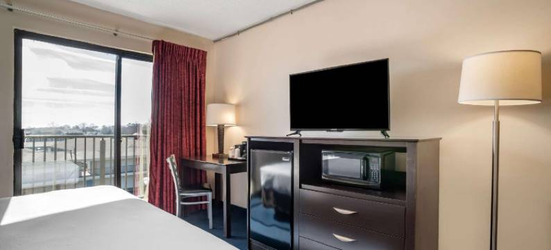 瑞和柏斯海滩伊克诺套房酒店(Econo Lodge Inn & Suites Rehoboth Beach)图片