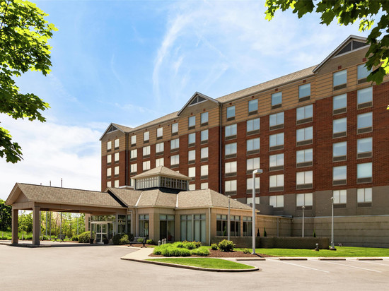 克里夫兰机场希尔顿花园旅馆