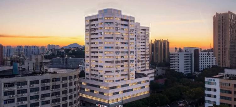 南苑e家酒店(宁波北仑环球经贸大厦店)图片