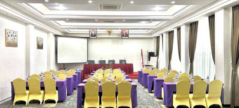 巴东戴马酒店(Daima Hotel Padang)图片