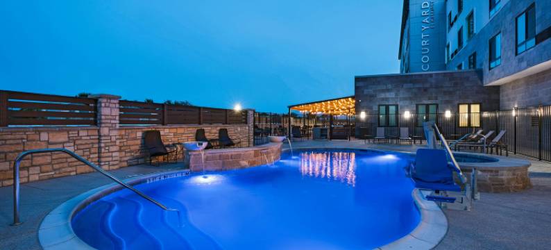Courtyard Dallas Grand Prairie图片