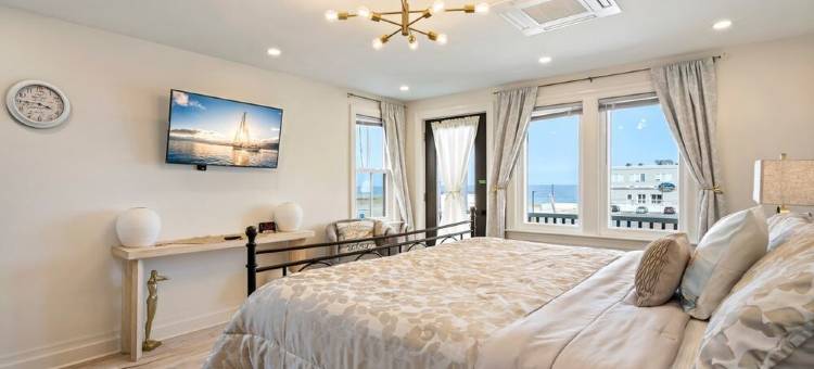 格兰德滨海科兹索尔兹伯里海滩度假屋(The Grand Coastal Koz at Salisbury Beach)图片
