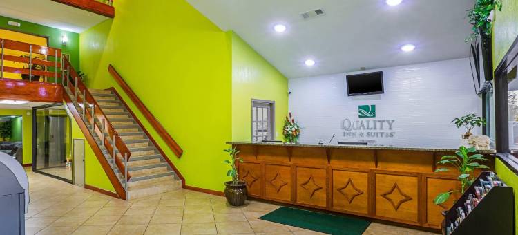 品质酒店及套房-六旗东附近(Quality Inn & Suites Near Six Flags East)图片