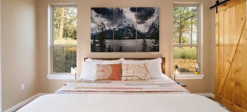 Refined Living Surrounded by Beautiful Scenery and Amazing Wildlife图片