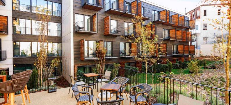 波尔图中心阿利亚多斯美居酒店(Mercure Porto Centro Aliados)图片