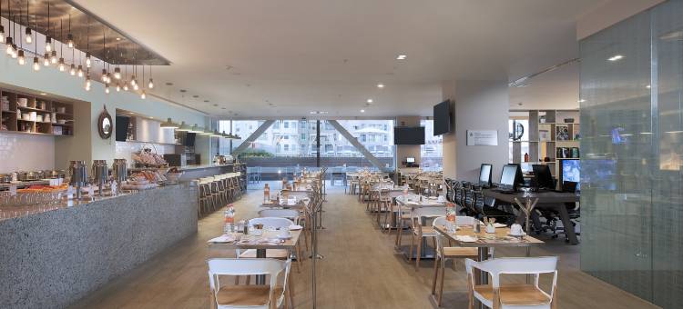 瓦拉塔港岛屿菲耶斯塔旅馆(Fiesta Inn Puerto Vallarta Isla)图片