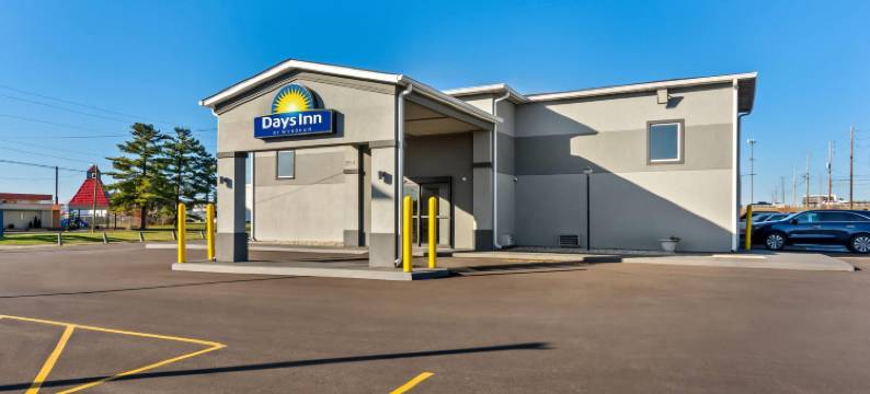 印第安纳波利斯东波斯特路温德姆戴斯酒店(Days Inn by Wyndham Indianapolis East Post Road)图片