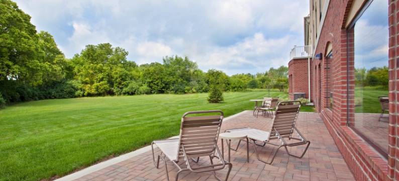 智选假日套房酒店代顿北 - TIPP城(Holiday Inn Express & Suites DAYTON NORTH - TIPP CITY by IHG)图片