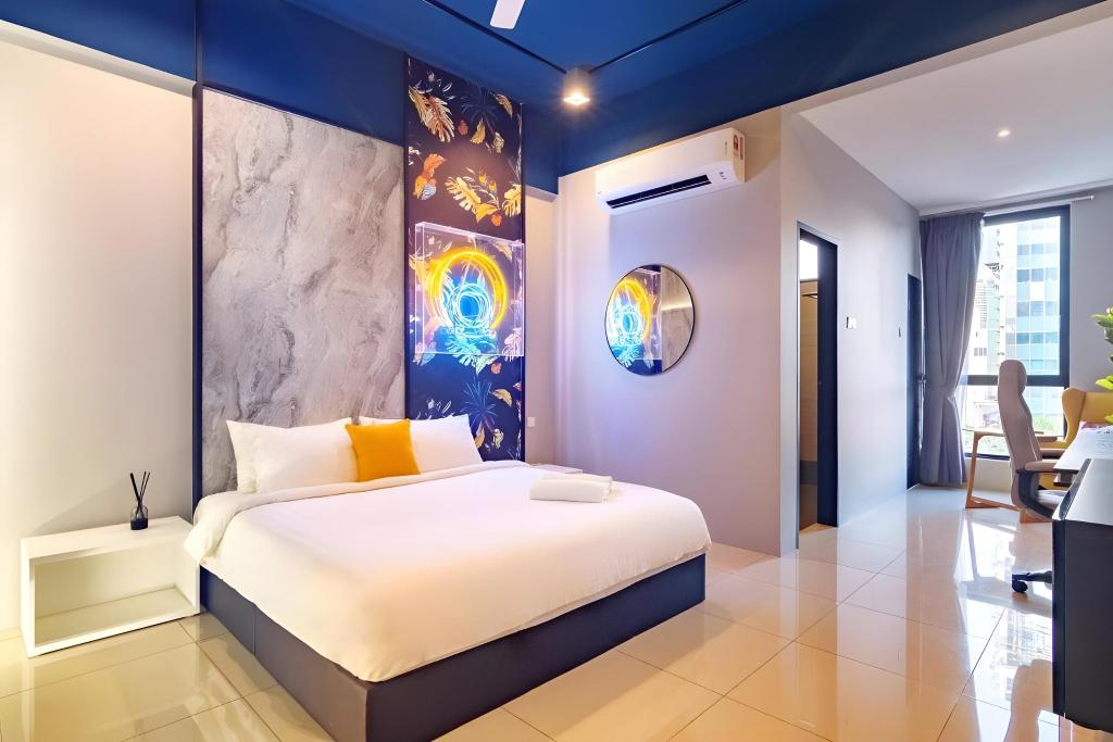 Scott Service SuitesOver view