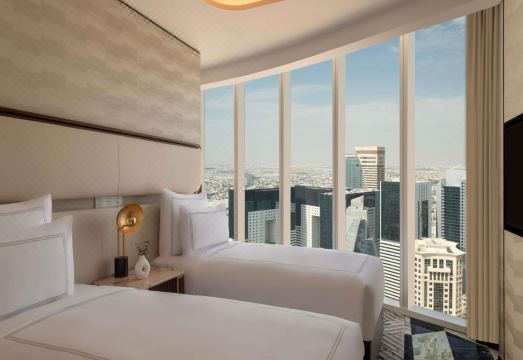 多哈海滨公园大厦瑞士酒店外景图