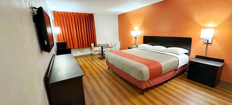 新斯坦顿6号汽车旅馆(Motel 6 New Stanton, PA)图片