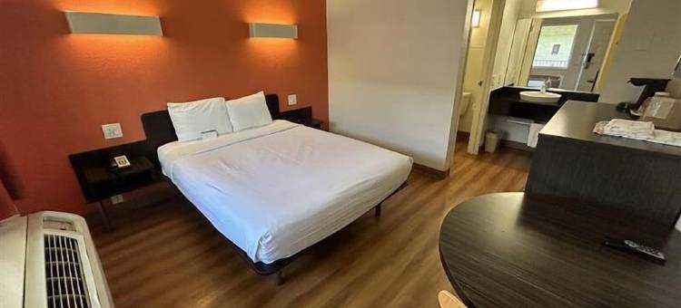 Studio 6套房 - 加州河边(Studio 6 Suites - Riverside, CA - South)图片