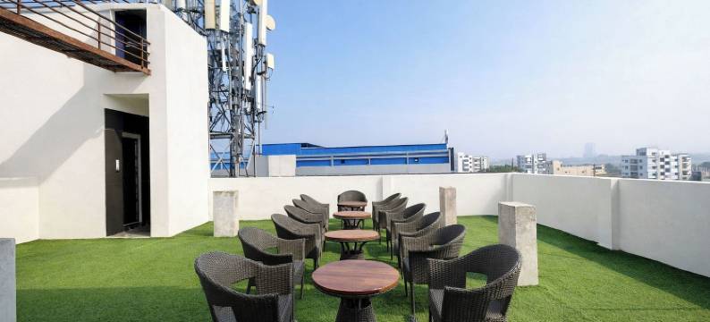 FabHotel Lake View Castle图片