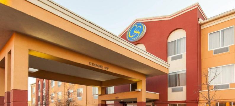 舒适套房酒店-中心/44号州际公路(Comfort Suites Central-I-44)图片