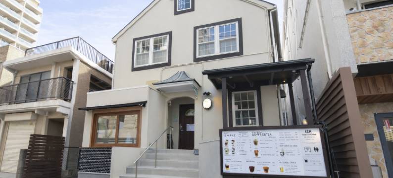 江之岛Iza酒吧客栈(Iza Enoshima Guest House and Bar)图片