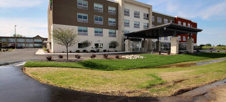 智选假日套房酒店-丰迪拉克(Holiday Inn Express & Suites FOND DU LAC by IHG)图片