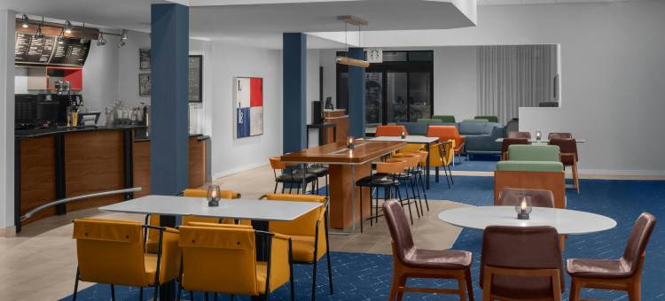 劳德代尔堡东/海滨劳德代尔万怡酒店(Courtyard Fort Lauderdale East/Lauderdale-by-The-Sea)图片