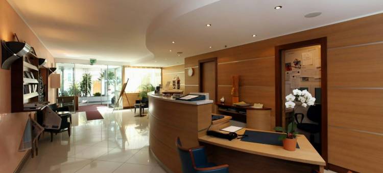 德尔菲努酒店(Hotel Delfino Lugano)图片