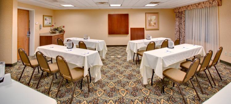 智选假日套房酒店俾斯麦(Holiday Inn Express & Suites Bismarck)图片