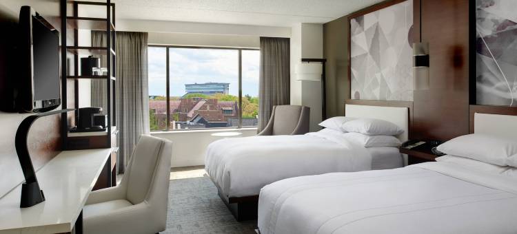 东兰辛大学广场万豪酒店(Marriott East Lansing at University Place)图片