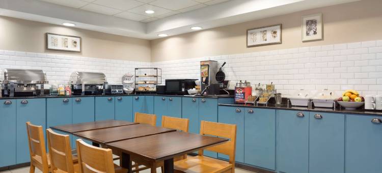 坎普泉安德鲁斯空军基地丽怡酒店(Country Inn & Suites by Radisson, Camp Springs (Andrews Air Force Base), MD)图片