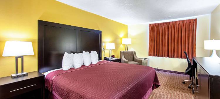 蒙蒂塞洛罗德威旅馆(Rodeway Inn & Suites)图片