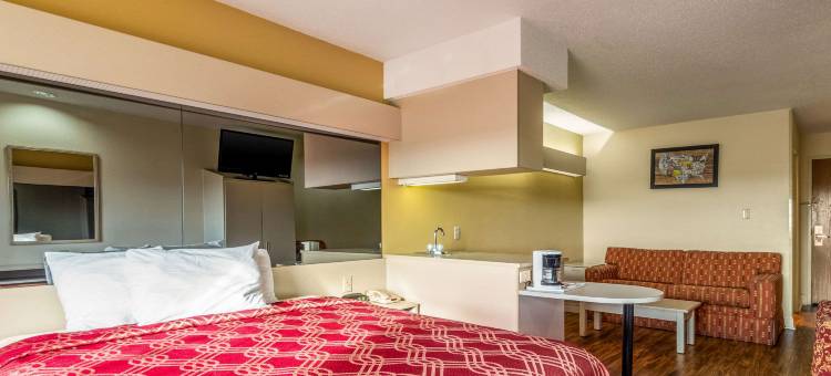 伊康套房旅馆(Econo Lodge Inn & Suites Evansville)图片