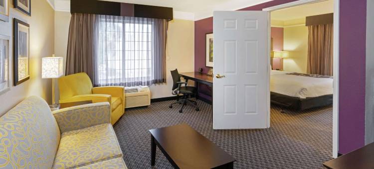 凤凰城斯科特斯德拉昆塔温德姆套房酒店(La Quinta Inn & Suites by Wyndham Phoenix Scottsdale)图片